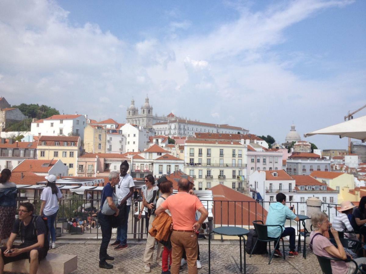 Studio In The Heart Of Alfama Lisboa Екстериор снимка